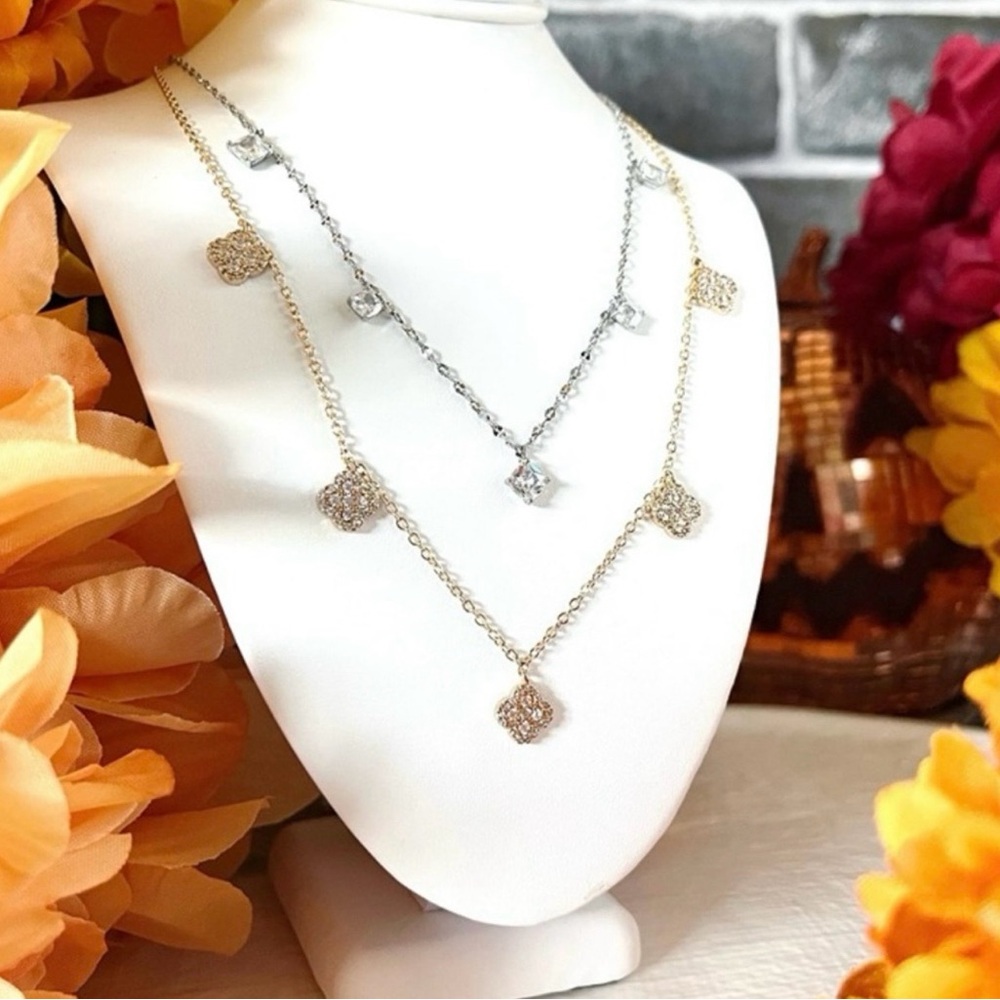 Park Lane “Cosmo” Necklace! BNIB!! Retired!